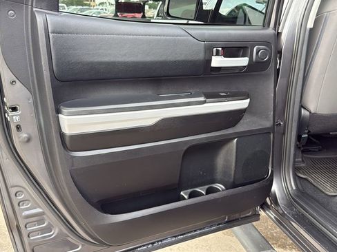 Used 2018 Toyota Tundra SR5 w/ SR5 Upgrade Package image 16