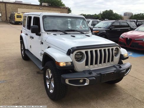 Used 2020 Jeep Wrangler Unlimited Sahara AWD/4WD image 6