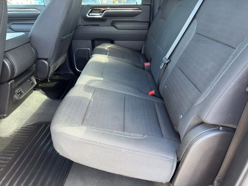 Used 2024 Chevrolet Silverado 2500 LT image 25