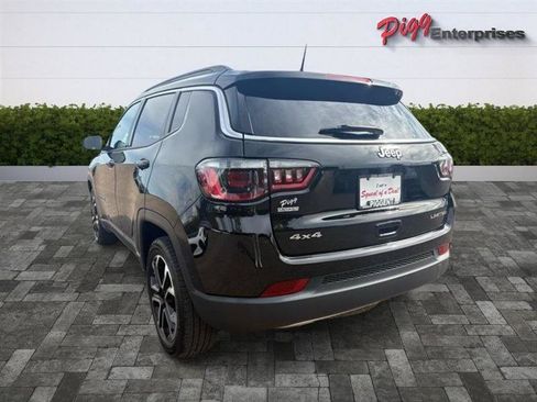 Used 2023 Jeep Compass Limited AWD/4WD image 2