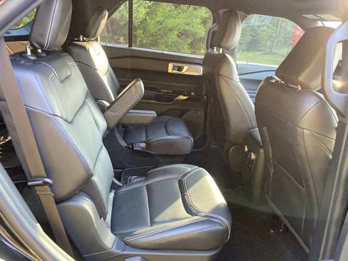 Used 2021 Ford Explorer ST w/ Equipment Group 401A AWD/4WD image 34