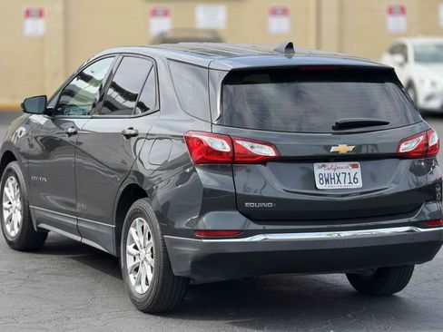 Used 2018 Chevrolet Equinox LS FWD image 7