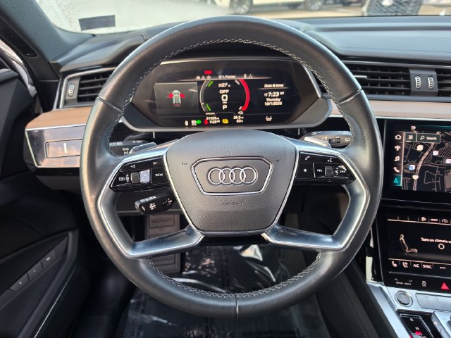Used 2024 Audi Q8 e-tron Premium Plus AWD/4WD image 24