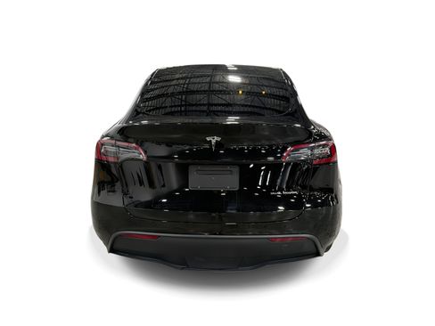 Certified 2023 Tesla Model Y Long Range AWD/4WD image 5