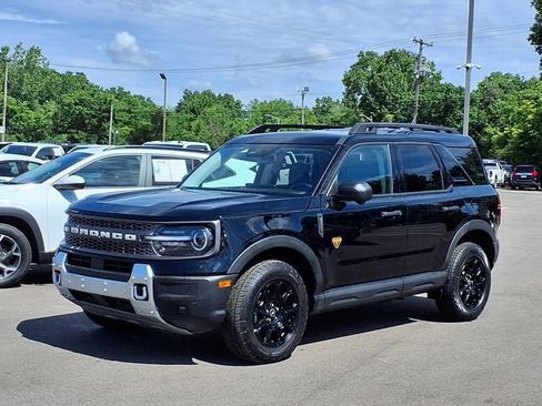 Used 2025 Ford Bronco Sport Badlands AWD/4WD image 1