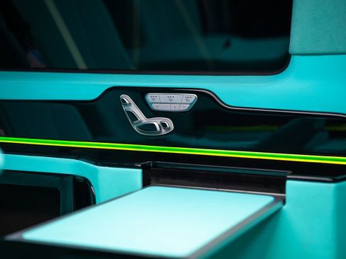 Used 2023 Mercedes-Benz Metris Passenger image 31