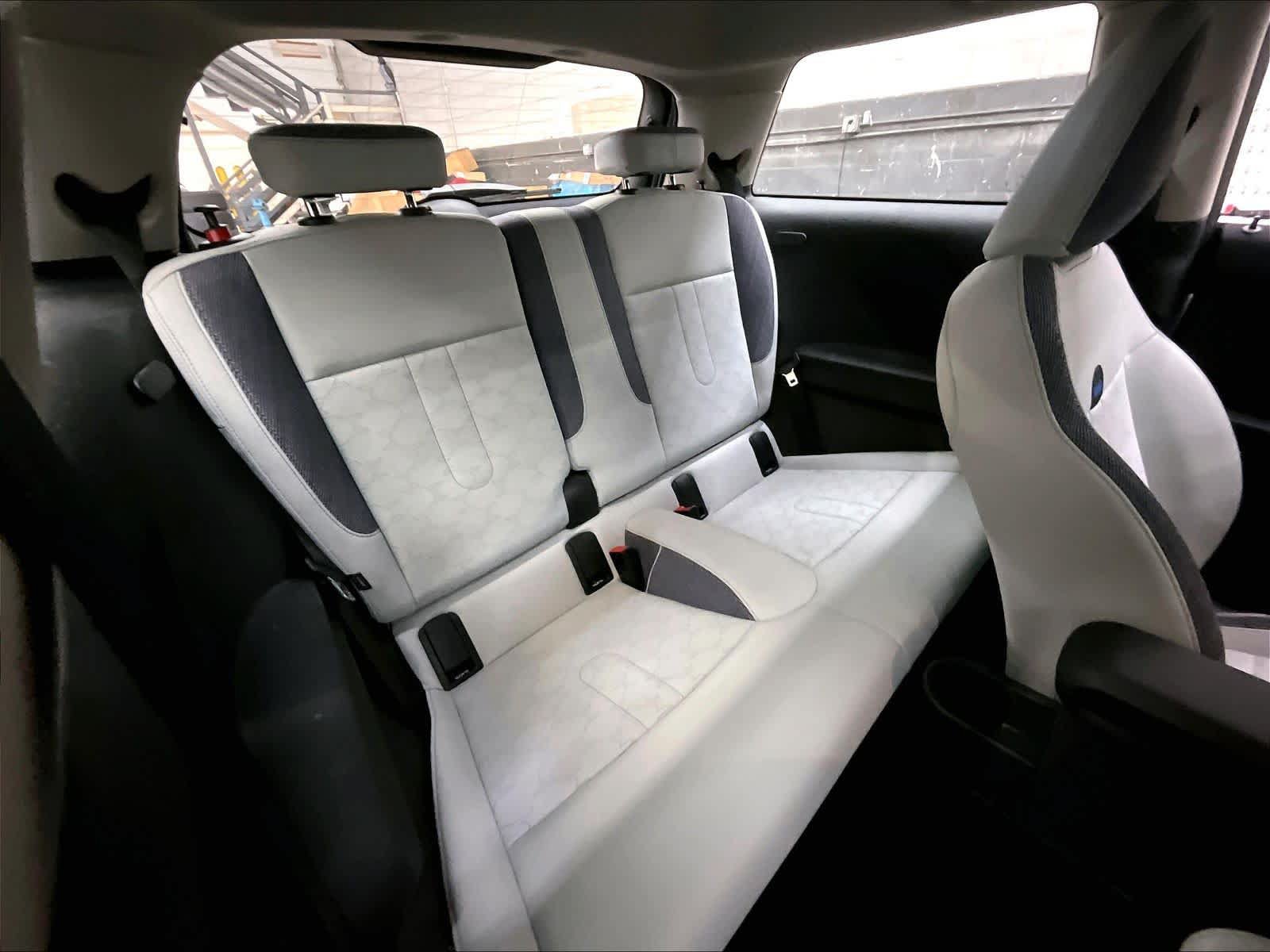 Used 2025 MINI Cooper 2-Door Hardtop FWD image 29