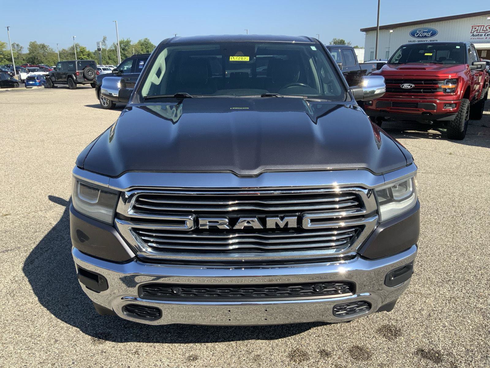 Used 2022 RAM 1500 Laramie AWD/4WD image 3