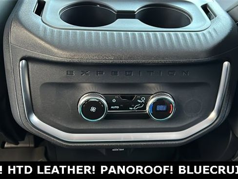 New 2025 Ford Expedition Max Active image 24