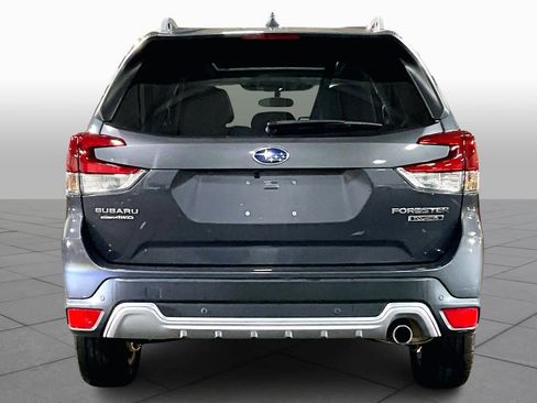 Used 2022 Subaru Forester Touring image 4