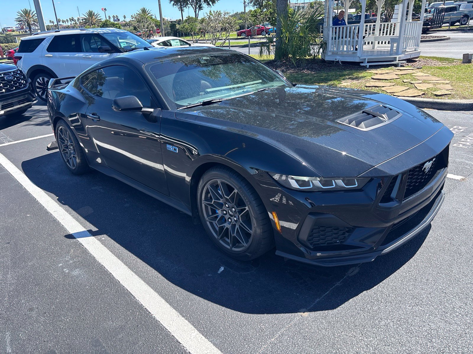 Used 2024 Ford Mustang GT Premium RWD image 1