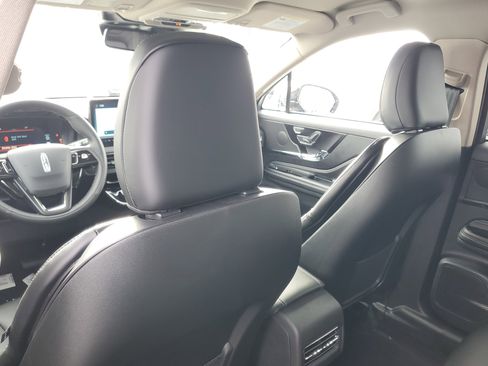 New 2026 Lincoln Corsair Premiere image 24