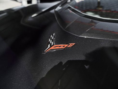 Used 2023 Chevrolet Corvette Z06 RWD image 39