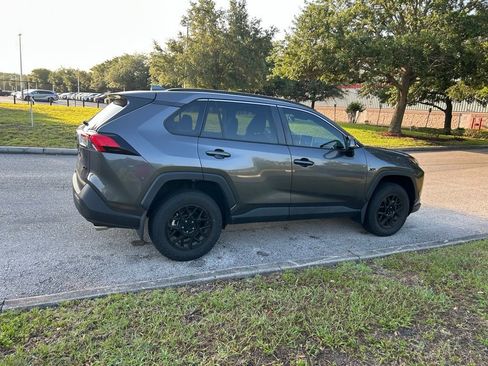 Used 2024 Toyota RAV4 XLE w/ Convenience Package FWD image 5