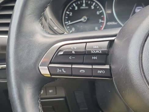 Used 2025 MAZDA MAZDA3 s FWD image 20