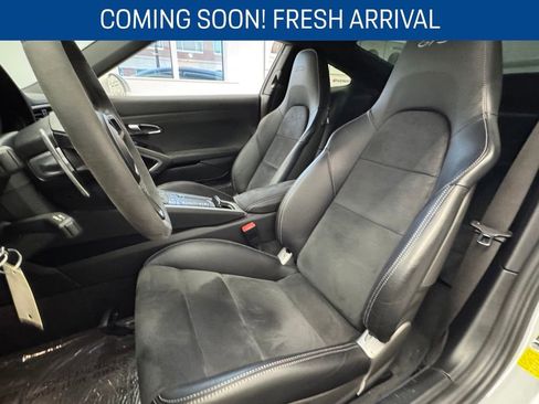 Used 2018 Porsche 911 GT3 image 8