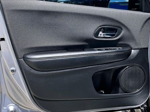 Used 2019 Honda HR-V Sport image 21