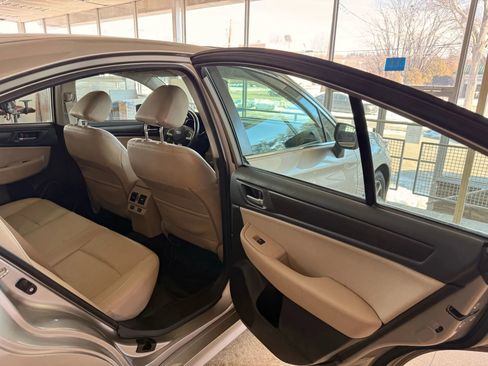 Used 2016 Subaru Legacy 2.5i Limited image 19