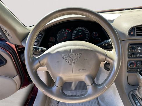 Used 2003 Chevrolet Corvette Coupe w/ Preferred Equipment Group RWD image 12