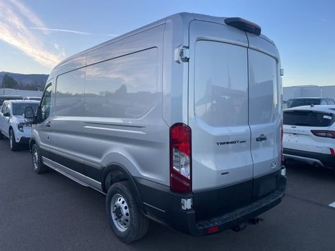 New 2026 Ford Transit 250 148 Medium Roof Extended AWD image 4