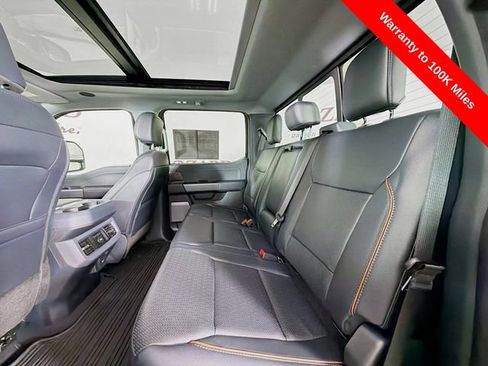 Certified 2025 Ford F250 Lariat w/ Lariat Ultimate Package AWD/4WD image 32