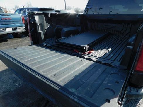 Used 2024 Chevrolet Silverado 1500 RST w/ Z71 Off-Road Package image 41