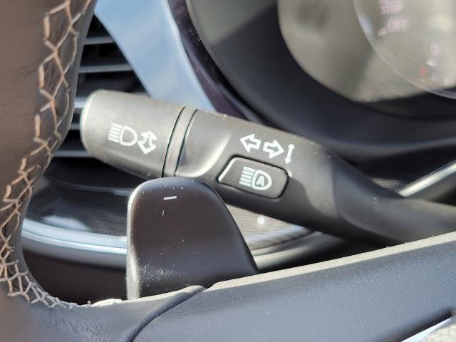 Used 2023 Buick Envision Essence AWD/4WD image 14