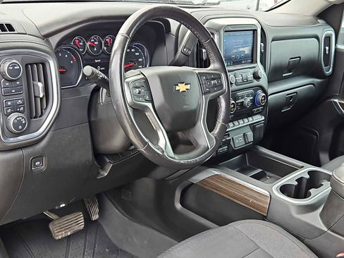 Used 2022 Chevrolet Silverado 3500 LT w/ Convenience Package AWD/4WD image 10