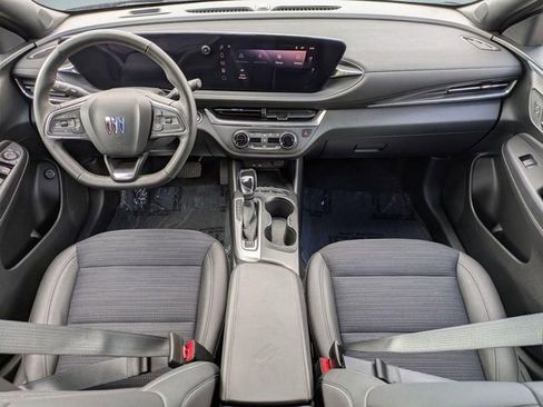Certified 2024 Buick Envista Preferred w/ Convenience I Package FWD image 23