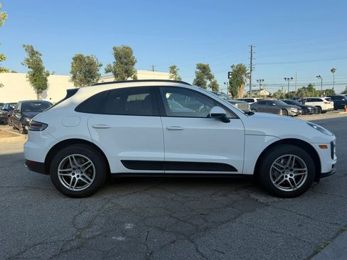 Used 2021 Porsche Macan AWD/4WD image 8