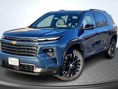 New 2026 Chevrolet Traverse LT w/ Sun and Wheel Package