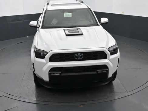 Used 2025 Toyota 4Runner TRD Sport Premium AWD/4WD image 34