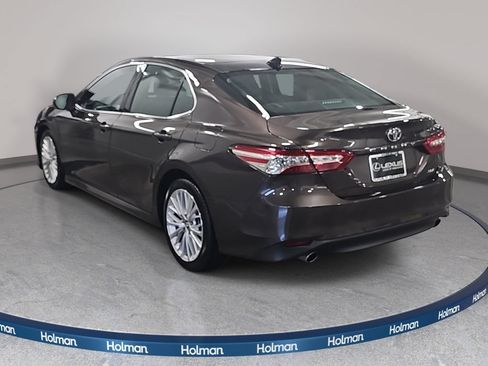 Used 2018 Toyota Camry XLE w/ Driver Assist Package FWD image 8