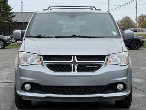 Used 2019 Dodge Grand Caravan SXT FWD image 8
