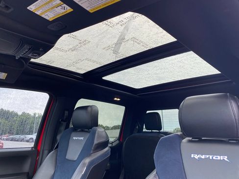 Used 2019 Ford F150 Raptor w/ Equipment Group 802A Luxury AWD/4WD image 17