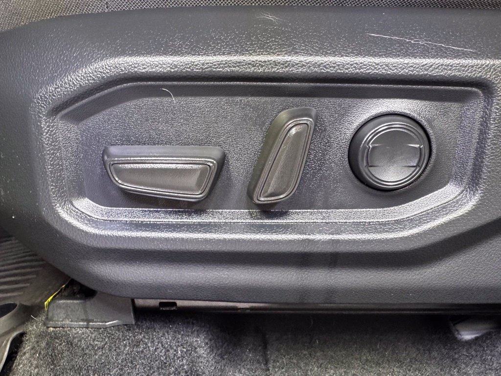 Certified 2026 Toyota Tundra SR5 w/ SR5 Convenience Package AWD/4WD image 25