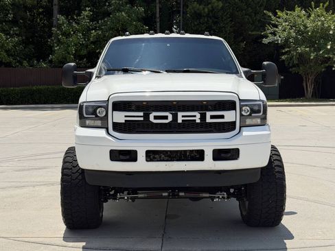 Used 2005 Ford F250 King Ranch AWD/4WD image 2