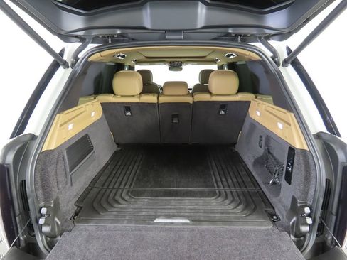 Certified 2023 Land Rover Range Rover SE image 28