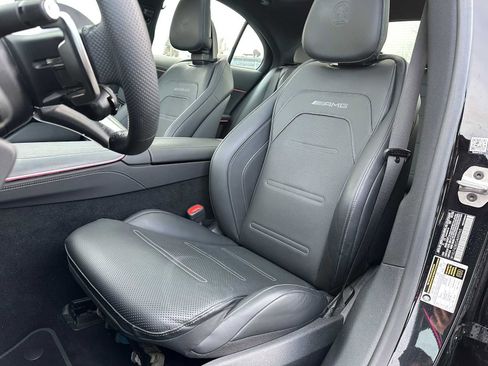 Used 2025 Mercedes-Benz E 53 AMG e 4MATIC Sedan image 21