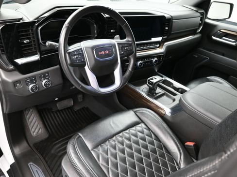 Used 2023 GMC Sierra 1500 Elevation w/ Preferred Package AWD/4WD image 22