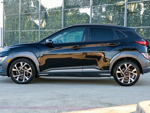 Used 2022 Hyundai Kona Limited image 12