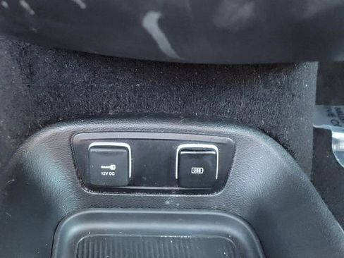 Used 2019 Chrysler Pacifica Touring Plus w/ S Appearance Package image 26