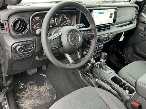 New 2026 Jeep Wrangler Unlimited Rubicon w/ Steel Bumper Group image 16