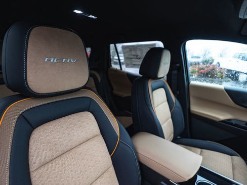 New 2026 Chevrolet Equinox ACTIV w/ Convenience Package III image 25