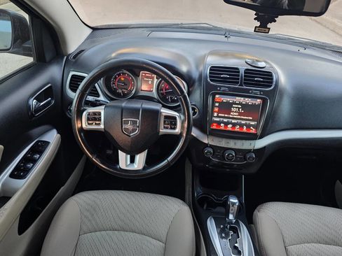 Used 2013 Dodge Journey SXT w/ Flexible Seating Group image 14