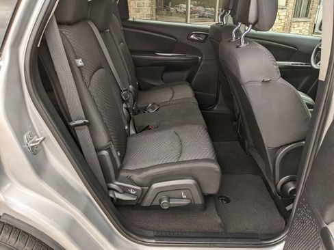 Used 2014 Dodge Journey SXT w/ Flexible Seating Group AWD/4WD image 17