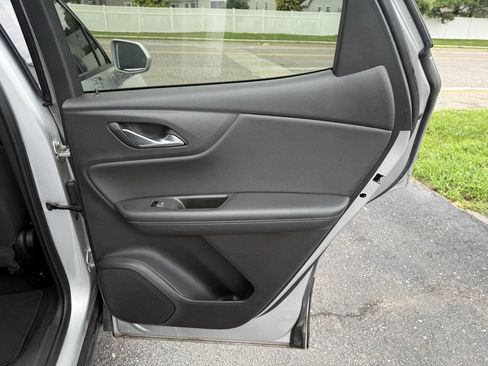 Used 2020 Chevrolet Blazer LT AWD/4WD image 12