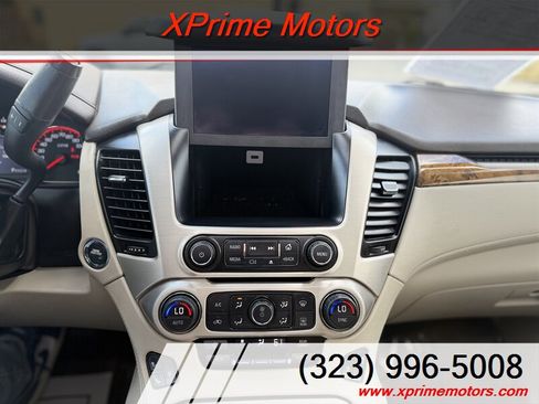 Used 2015 GMC Yukon Denali w/ Premium Package RWD image 25