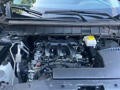 Used 2025 Nissan Pathfinder SV AWD/4WD image 34