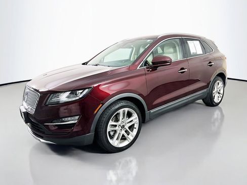 Used 2019 Lincoln MKC Reserve w/ MKC Climate Package AWD/4WD image 3